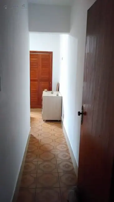 Foto 9 de Casa com 2 quartos à venda, 98m2 em Jardim Santa Luzia, Pindamonhangaba - SP