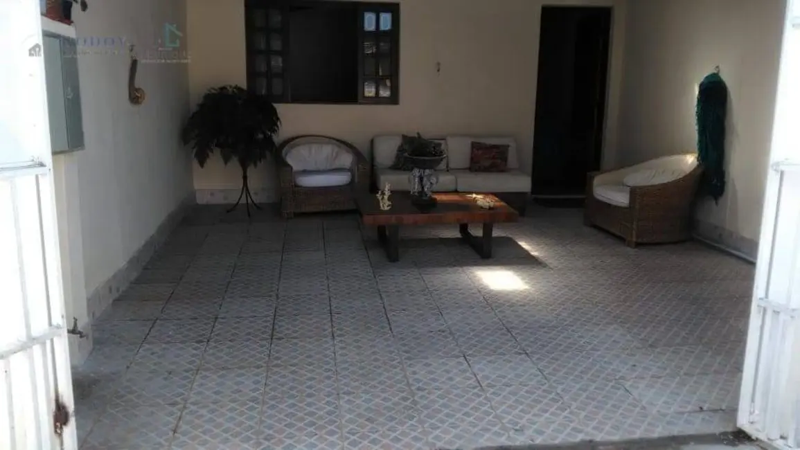 Foto 1 de Casa com 2 quartos à venda, 98m2 em Jardim Santa Luzia, Pindamonhangaba - SP