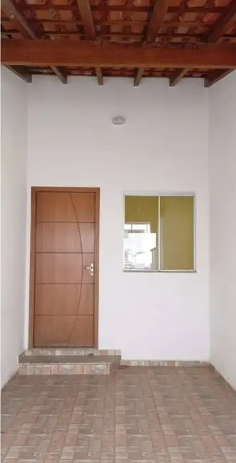 Foto 2 de Casa com 2 quartos à venda, 125m2 em Residencial Mombaça I, Pindamonhangaba - SP