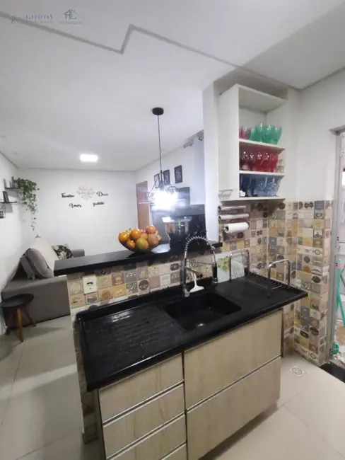 Foto 1 de Apartamento com 2 quartos à venda e para alugar, 53m2 em Crispim, Pindamonhangaba - SP