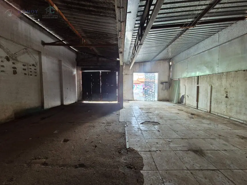 Foto 4 de Sala Comercial para alugar, 300m2 em Maria Áurea, Pindamonhangaba - SP