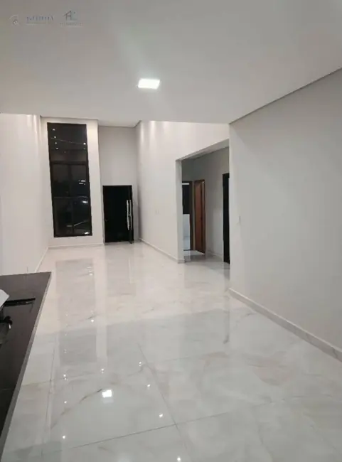 Foto 2 de Casa de Condomínio com 3 quartos à venda, 107m2 em Pindamonhangaba - SP