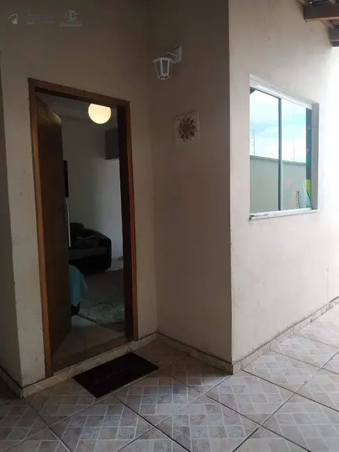 Foto 9 de Casa com 2 quartos à venda, 145m2 em Residencial Pasin, Pindamonhangaba - SP