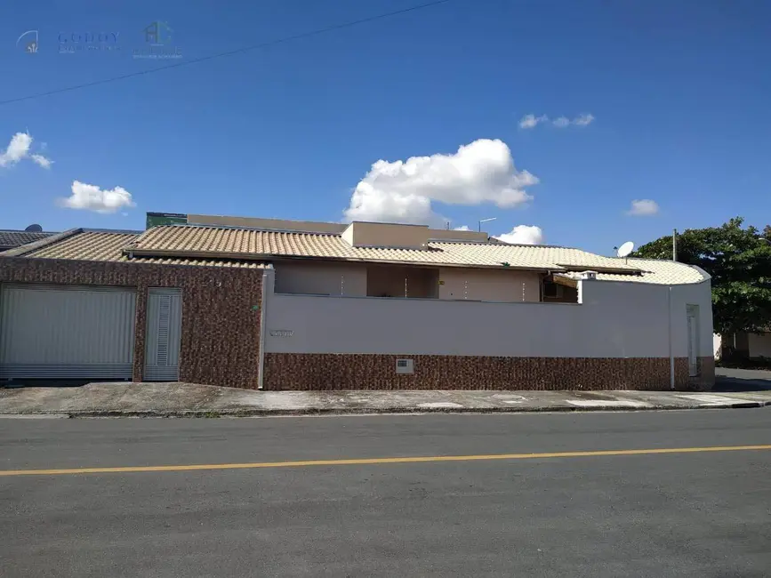 Foto 1 de Casa com 2 quartos à venda, 145m2 em Residencial Pasin, Pindamonhangaba - SP