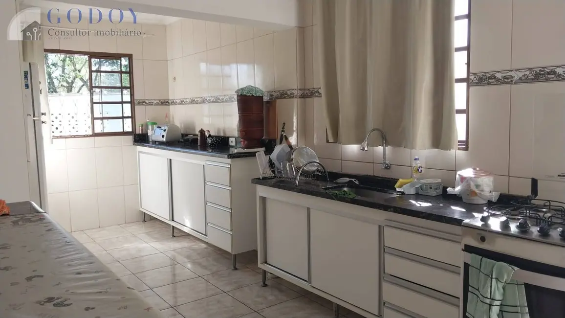 Foto 1 de Casa com 3 quartos à venda, 250m2 em Crispim, Pindamonhangaba - SP