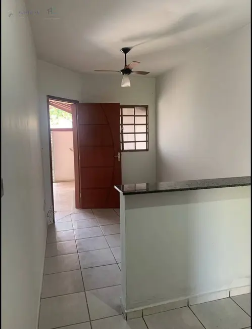 Foto 6 de Casa com 2 quartos à venda, 70m2 em Jardim Regina, Pindamonhangaba - SP