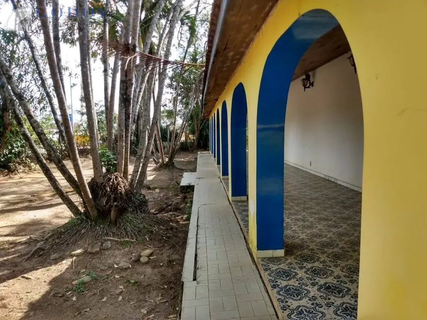 Foto 4 de Sítio / Rancho com 5 quartos para alugar, 2500m2 em Feital, Pindamonhangaba - SP