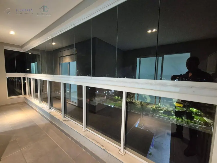 Foto 2 de Apartamento com 3 quartos para alugar, 98m2 em Vila Bourghese, Pindamonhangaba - SP