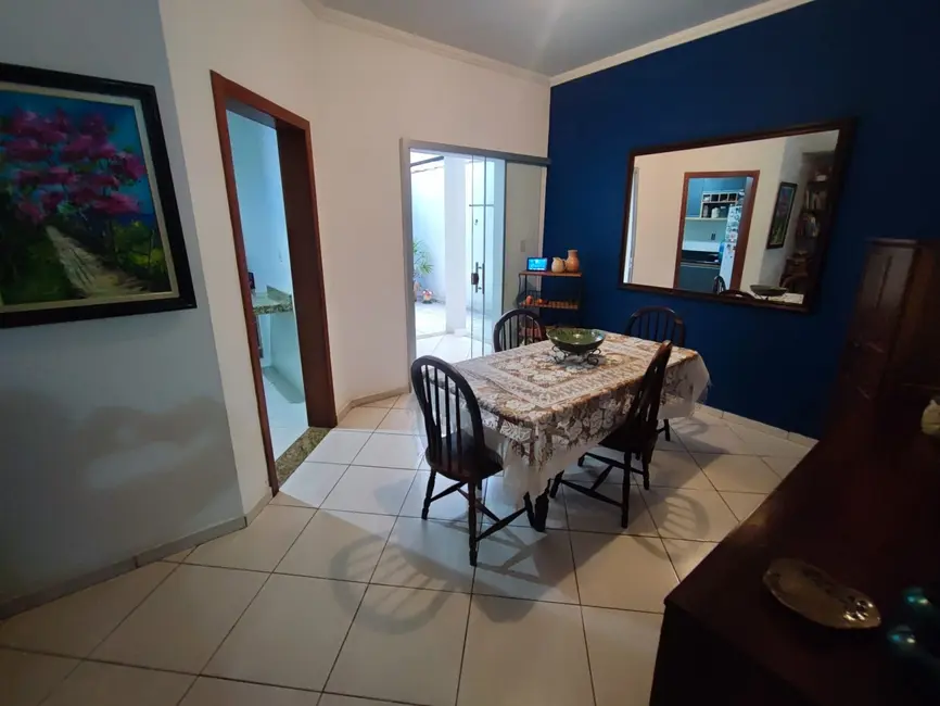 Foto 6 de Sobrado com 3 quartos à venda, 114m2 em Residencial Jardim Aurora, Pindamonhangaba - SP