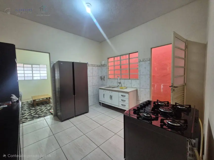 Foto 2 de Casa com 2 quartos à venda, 68m2 em Mombaça, Pindamonhangaba - SP