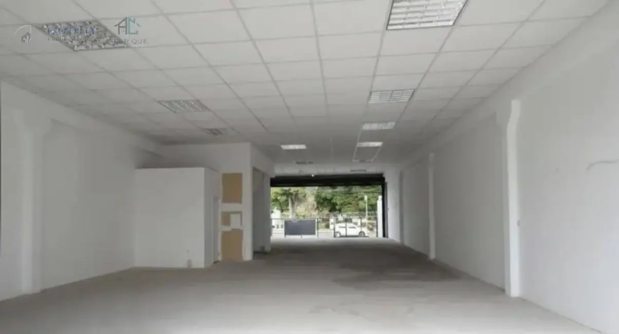Armazém / Galpão para alugar, 270m2 em Jardim das Nações, Taubate - SP - imagem 2 Foto 2 de Armazém / Galpão para alugar, 270m2 em Jardim das Nações, Taubate - SP