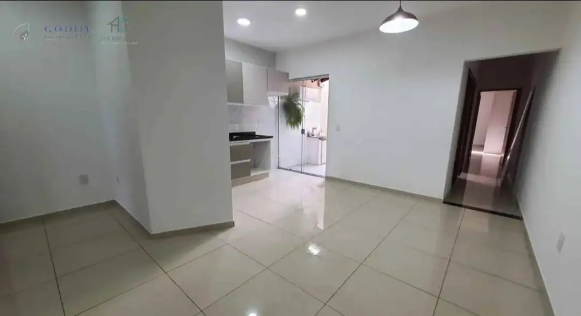 Foto 3 de Casa com 2 quartos à venda, 125m2 em Comercial e Residencial Jardim Mariana, Pindamonhangaba - SP