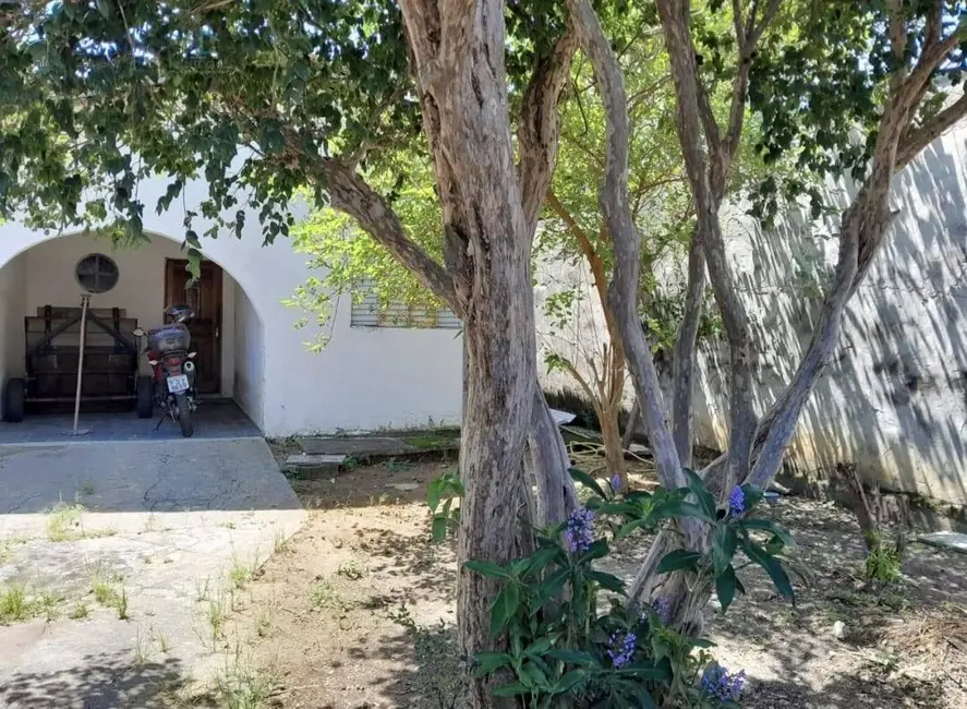 Foto 3 de Casa com 4 quartos à venda, 300m2 em Loteamento Jardim Imperial, Pindamonhangaba - SP