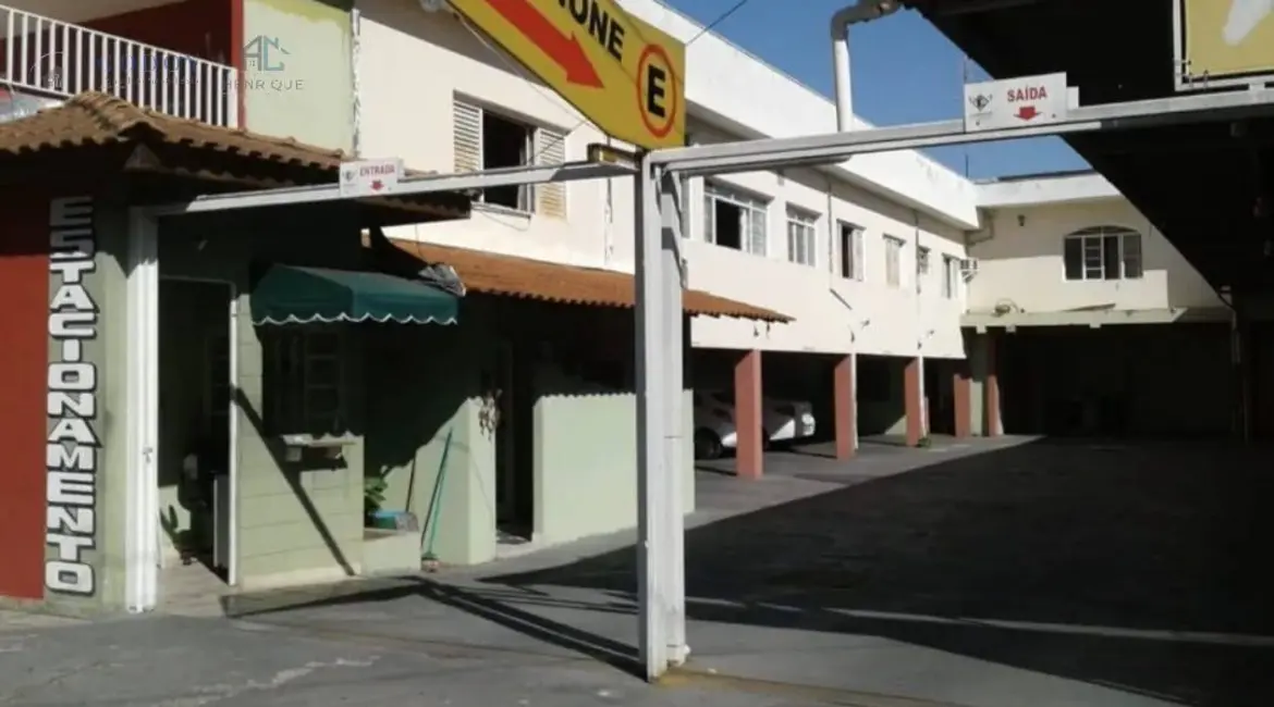Foto 2 de Sala Comercial à venda, 300m2 em Pindamonhangaba - SP