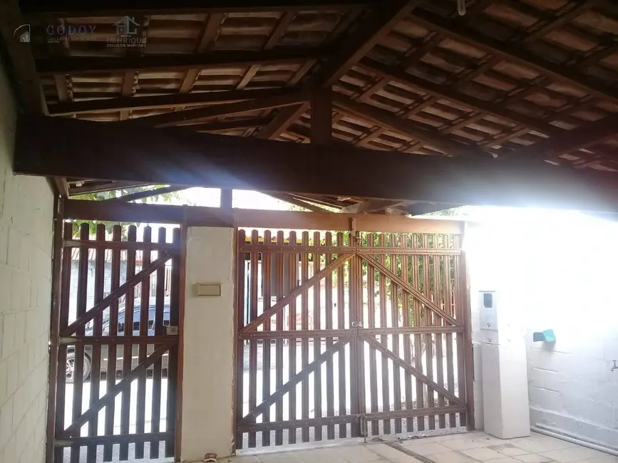 Foto 2 de Casa com 2 quartos à venda, 104m2 em Comercial e Residencial Jardim Mariana, Pindamonhangaba - SP