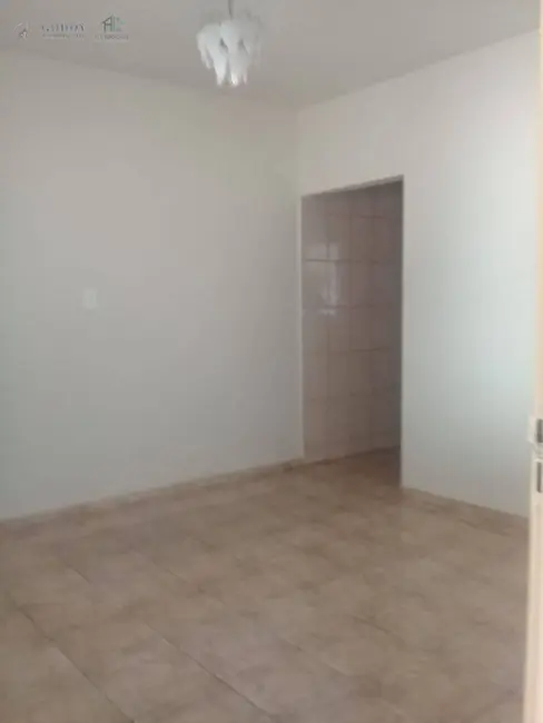 Foto 3 de Casa com 2 quartos à venda, 104m2 em Comercial e Residencial Jardim Mariana, Pindamonhangaba - SP