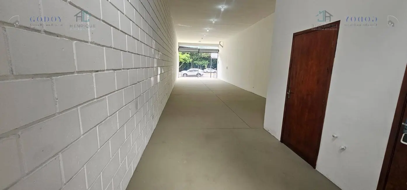 Foto 3 de Sala Comercial para alugar, 100m2 em Residencial Mombaça I, Pindamonhangaba - SP