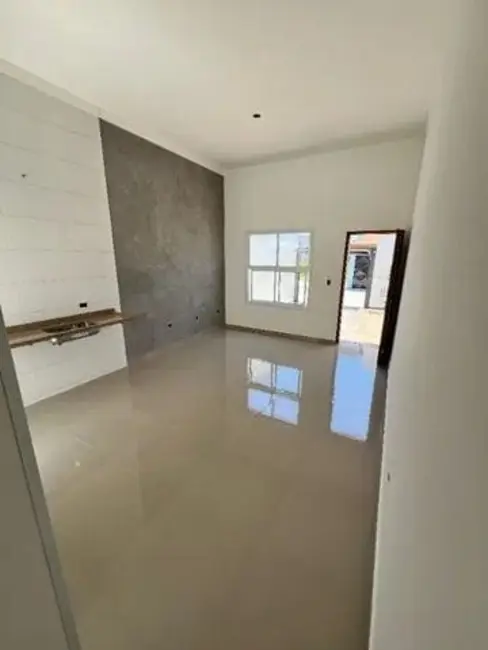 Foto 2 de Casa com 2 quartos à venda, 62m2 em Pindamonhangaba - SP