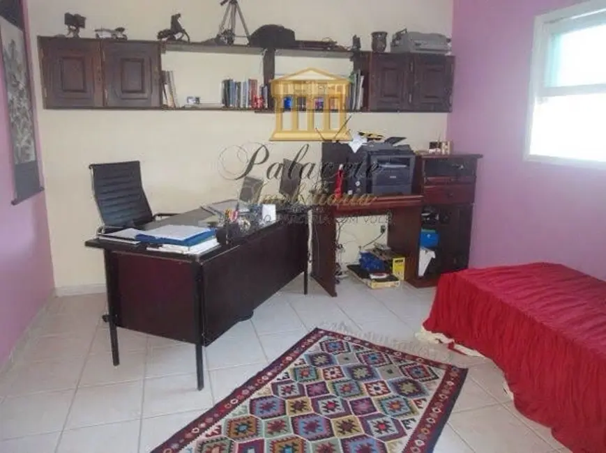 Foto 4 de Casa com 4 quartos à venda e para alugar, 435m2 em Pindamonhangaba - SP