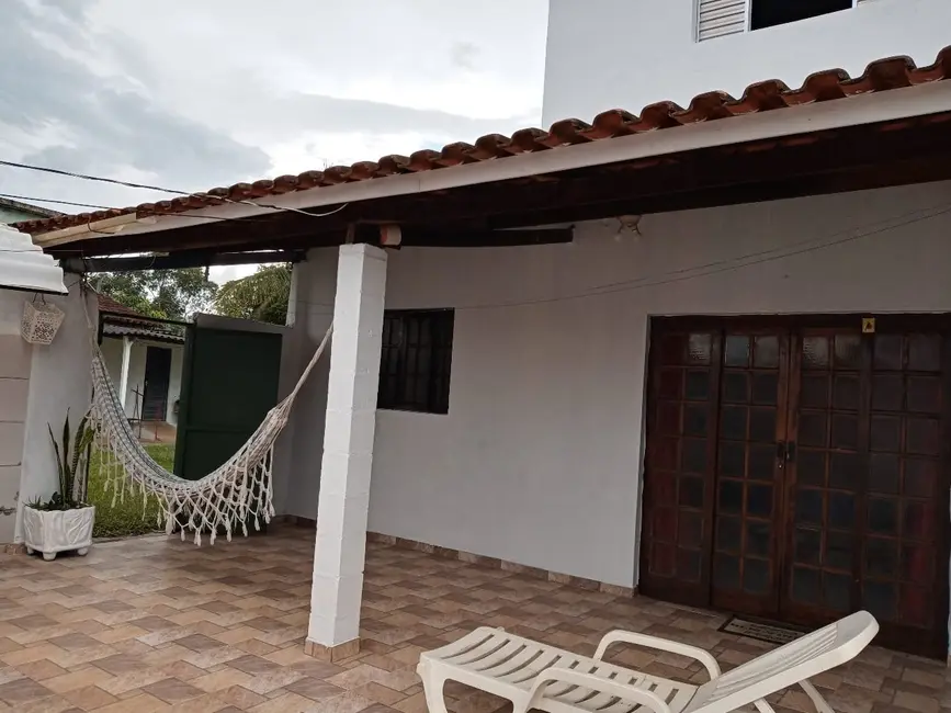 Foto 4 de Chácara com 6 quartos à venda, 1600m2 em Campinas, Pindamonhangaba - SP