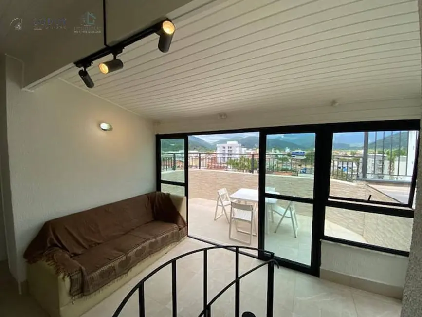 Foto 4 de Cobertura com 3 quartos à venda, 169m2 em Ubatuba - SP