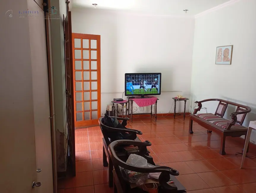 Foto 2 de Casa com 3 quartos à venda, 500m2 em Pindamonhangaba - SP