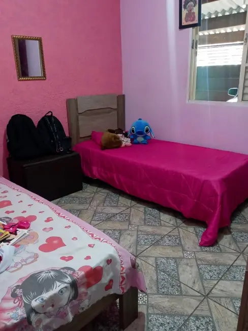 Foto 3 de Casa com 2 quartos à venda, 75m2 em Jardim Santa Tereza, Taubate - SP