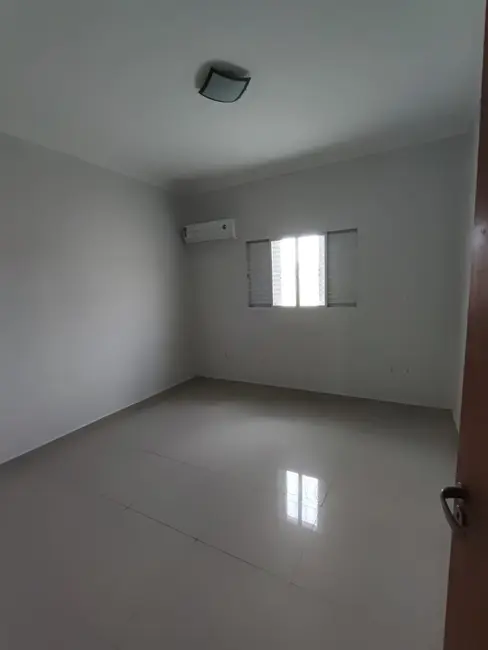 Foto 4 de Casa com 3 quartos à venda, 86m2 em Residencial Parque das Palmeiras, Pindamonhangaba - SP