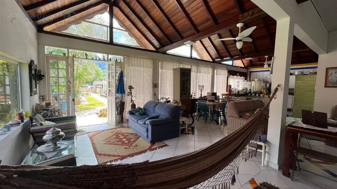 Foto 1 de Casa com 3 quartos à venda, 148m2 em Bertioga - SP