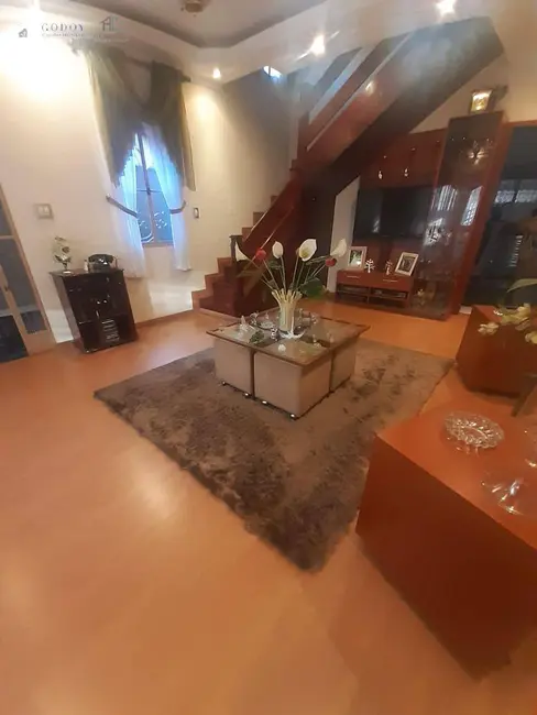 Foto 1 de Casa com 3 quartos para alugar, 112m2 em Centro, Taubate - SP