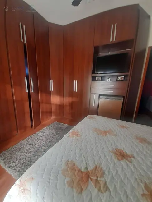 Foto 5 de Casa com 3 quartos para alugar, 112m2 em Centro, Taubate - SP