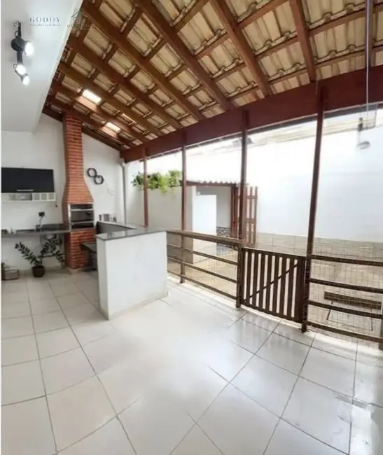 Foto 8 de Sobrado com 3 quartos à venda, 86m2 em Loteamento Industrial Água Preta, Pindamonhangaba - SP