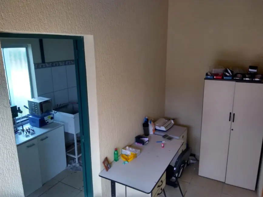 Foto 4 de Casa com 3 quartos à venda, 222m2 em Pindamonhangaba - SP