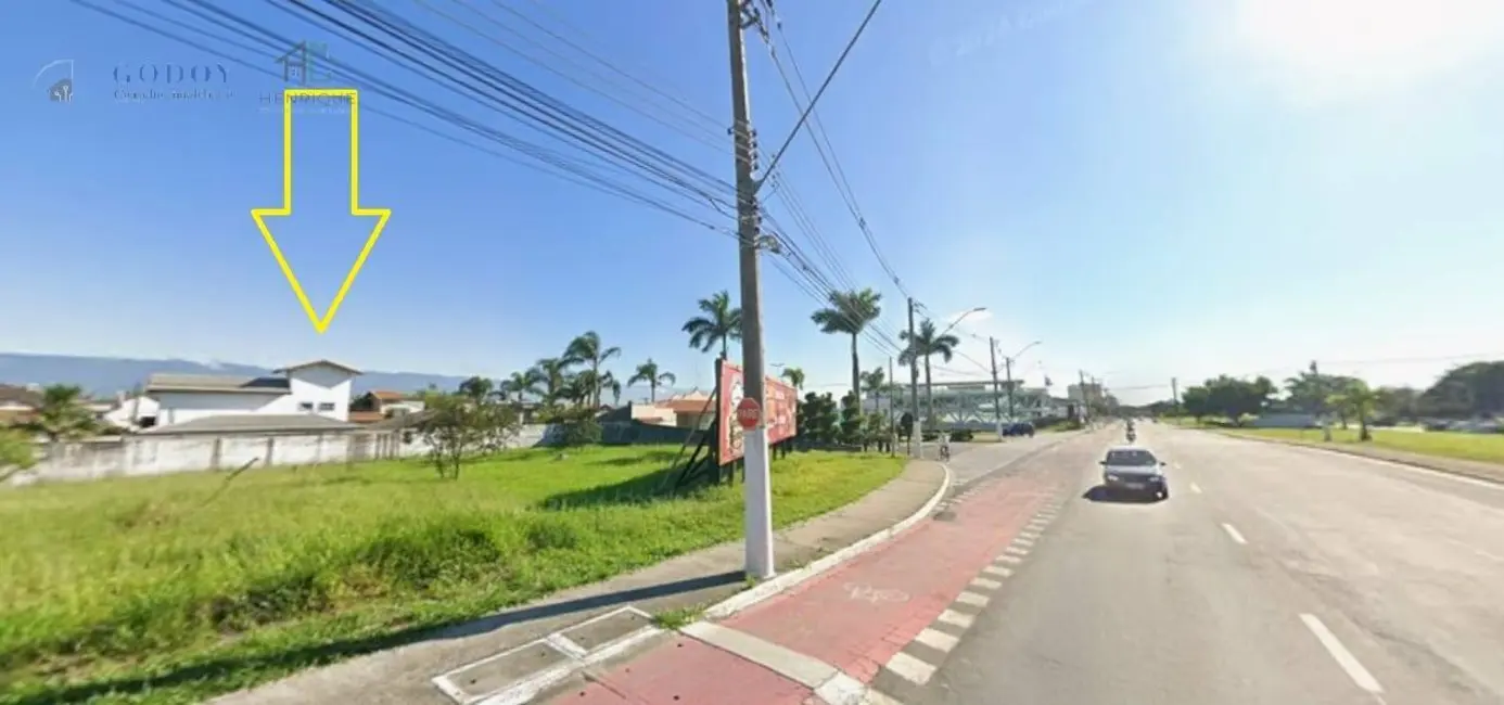 Foto 2 de Terreno / Lote à venda, 1700m2 em Condominio Residencial Real Ville, Pindamonhangaba - SP