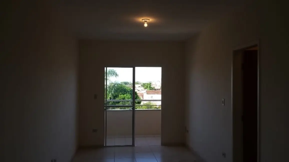 Foto 2 de Apartamento com 2 quartos à venda, 68m2 em São Benedito, Pindamonhangaba - SP
