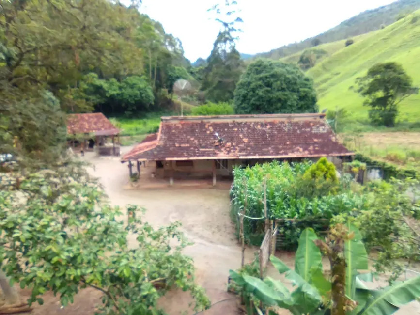 Foto 1 de Sítio / Rancho com 3 quartos à venda, 260m2 em Natividade Da Serra - SP