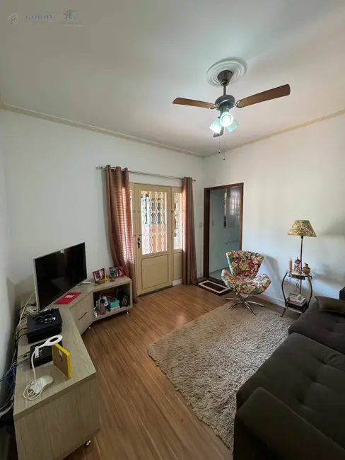 Foto 7 de Casa com 2 quartos à venda, 250m2 em Conjunto Residencial Araretama, Pindamonhangaba - SP