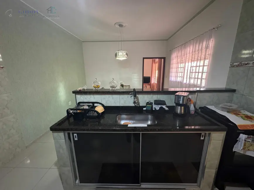Foto 5 de Casa com 2 quartos à venda, 250m2 em Conjunto Residencial Araretama, Pindamonhangaba - SP