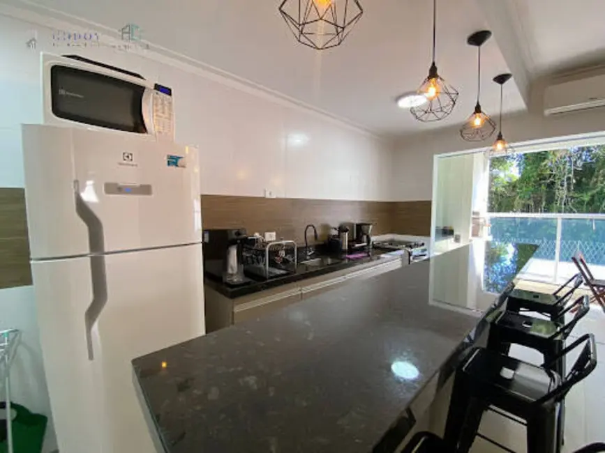 Foto 3 de Apartamento com 2 quartos à venda, 65m2 em Ubatuba - SP