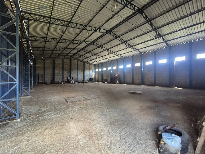 Foto 2 de Armazém / Galpão à venda e para alugar, 1200m2 em Roseira - SP