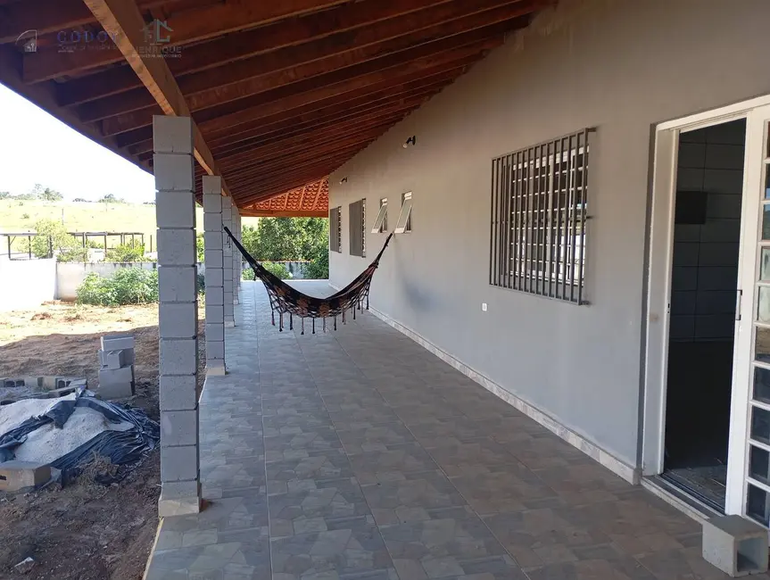 Foto 3 de Casa com 2 quartos à venda, 1000m2 em Parque Shangri-lá, Pindamonhangaba - SP