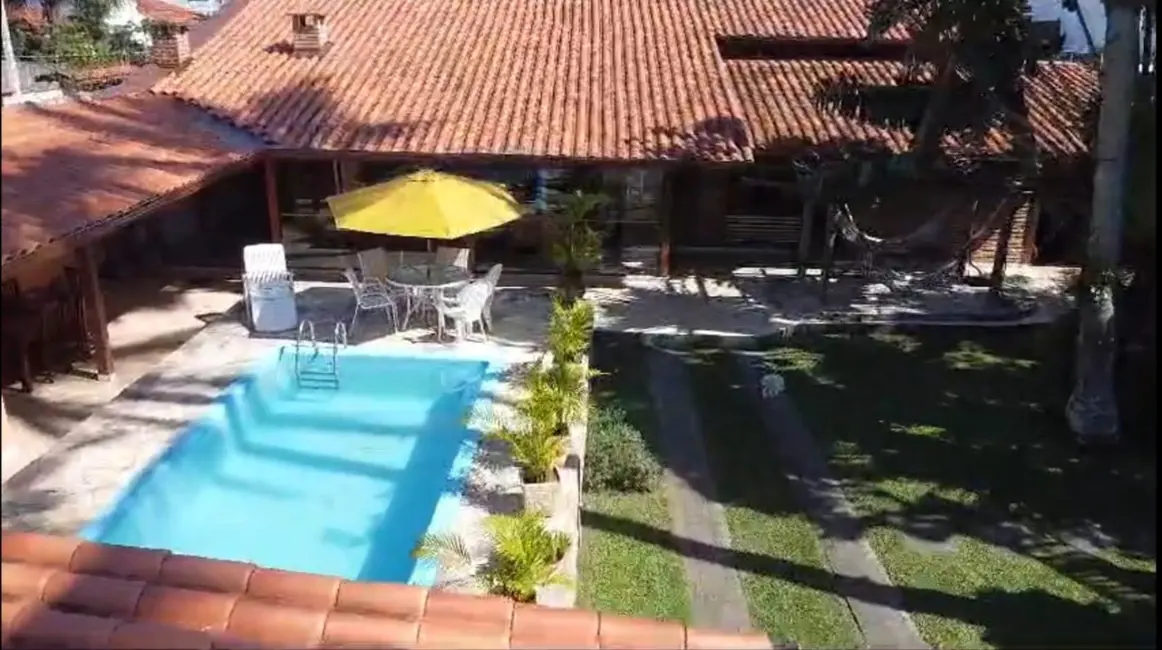 Casa com 4 quartos à venda, 460m2 em Praia das Palmeiras, Caraguatatuba - SP - imagem 1 Foto 1 de Casa com 4 quartos à venda, 460m2 em Praia das Palmeiras, Caraguatatuba - SP
