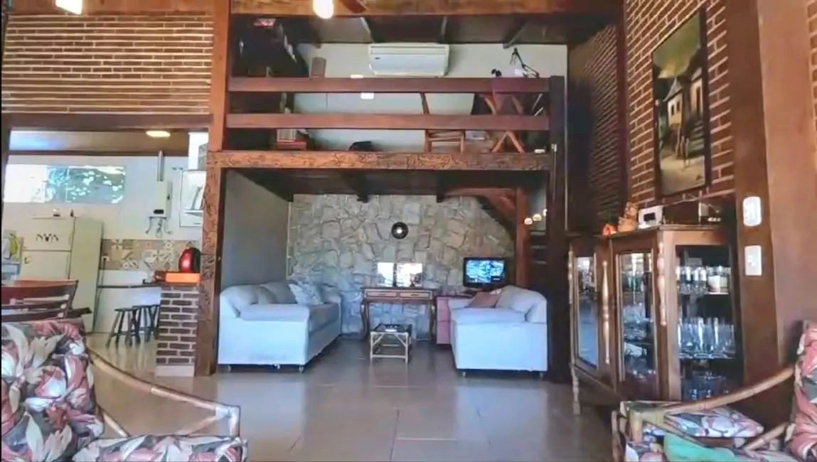 Foto 8 de Casa com 4 quartos à venda, 460m2 em Praia das Palmeiras, Caraguatatuba - SP