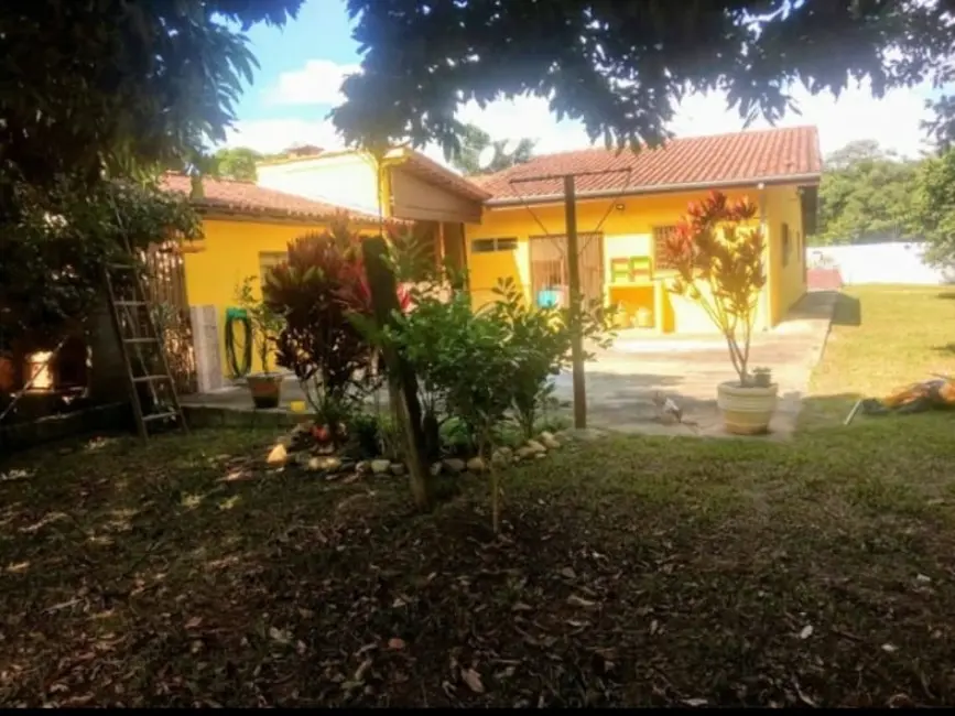 Foto 1 de Chácara com 2 quartos à venda, 530m2 em Pindamonhangaba - SP