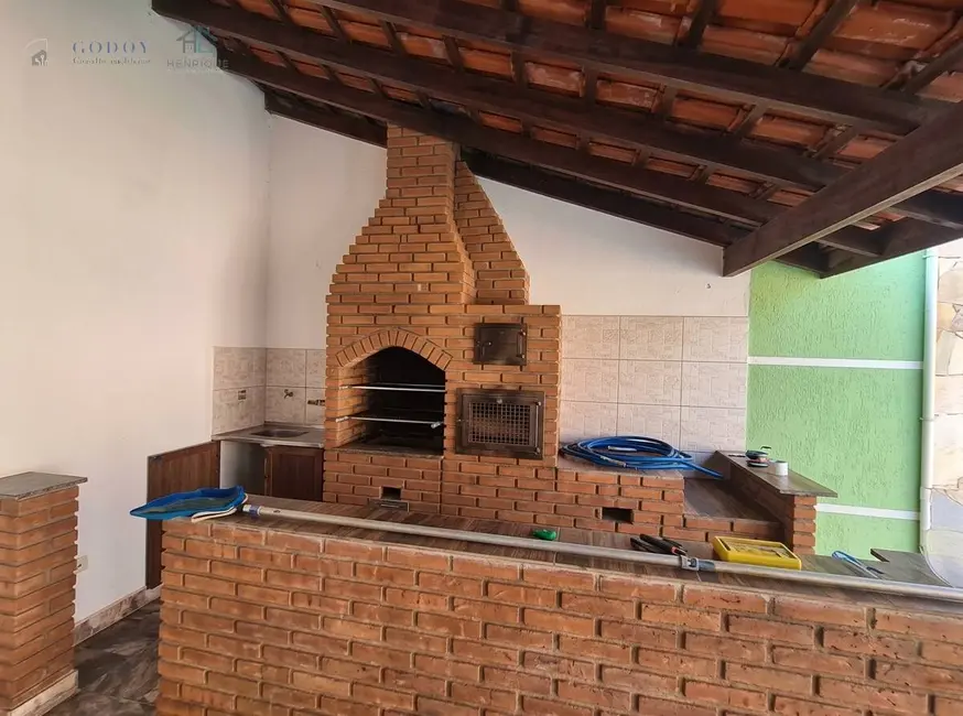 Foto 3 de Casa com 3 quartos à venda, 186m2 em Pindamonhangaba - SP