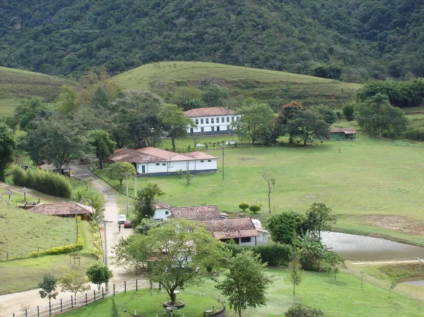 Foto 1 de Fazenda / Haras com 28 quartos à venda, 55m2 em Centro, Piquete - SP