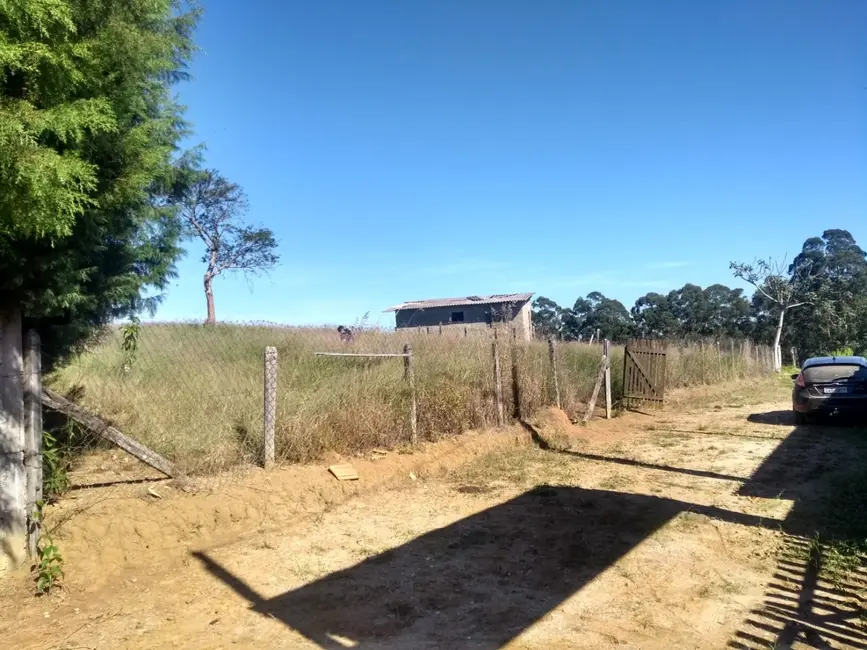 Foto 5 de Chácara à venda, 1500m2 em Piracangaguá, Taubate - SP