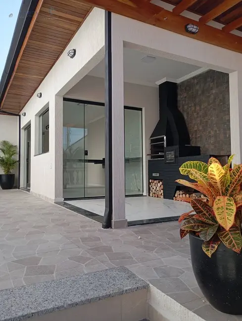 Foto 9 de Casa com 2 quartos à venda em Pindamonhangaba - SP