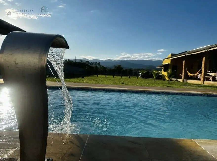 Foto 5 de Chácara com 1 quarto à venda, 1500m2 em Ribeirão Grande, Pindamonhangaba - SP