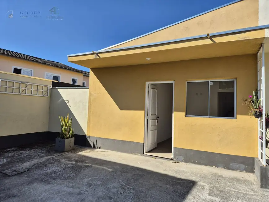 Foto 1 de Casa de Condomínio com 2 quartos para alugar, 80m2 em Jardim Boa Vista, Pindamonhangaba - SP